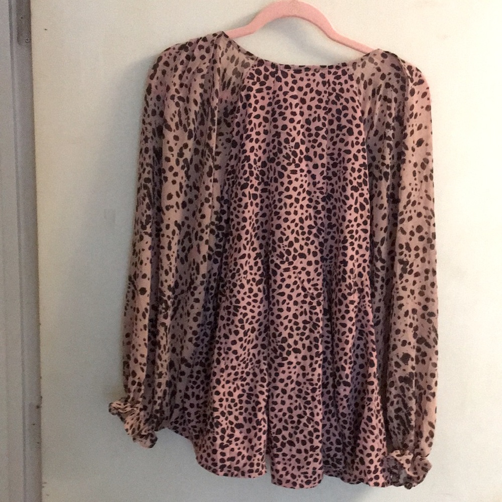 Flowy leopard print top - Picture 2 of 2